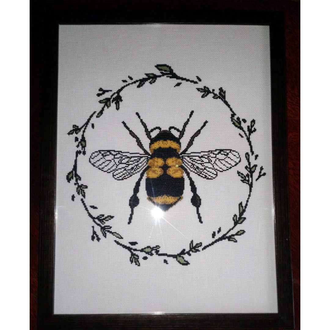 Vintage Bee - Cross Stitch Pattern